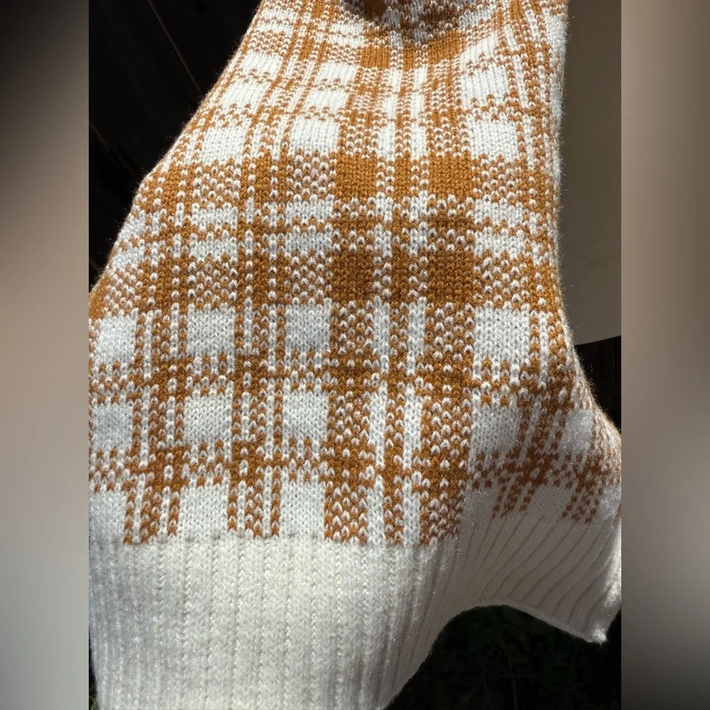 Timberland Cream and Caramel Knit Plaid Scarf One Size